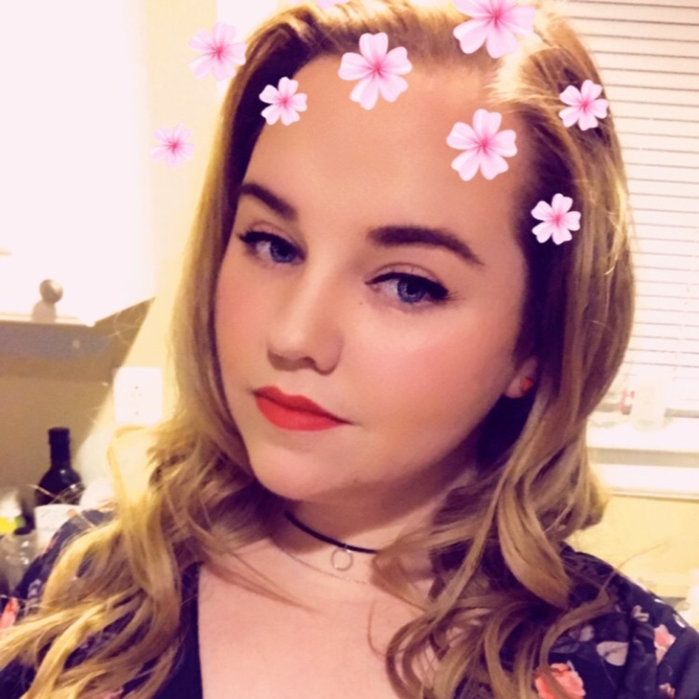 Meet your Posher, Victoria